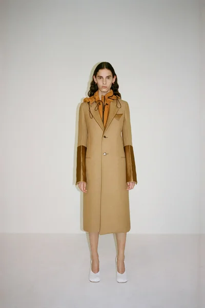 Look 13